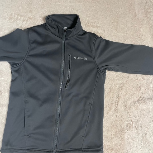 Womens Columbia Athletic Jacket - Picture 2 of 3